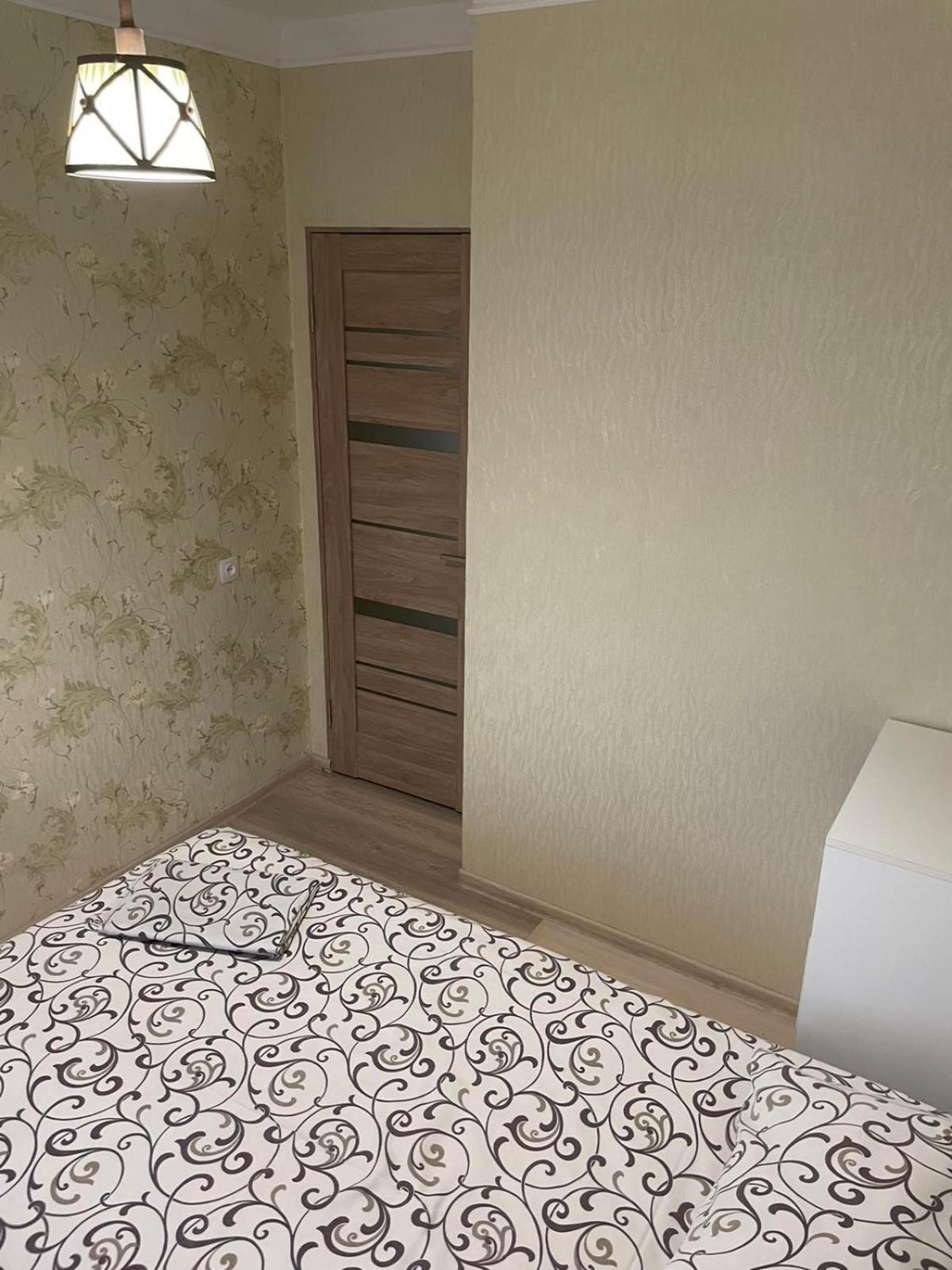 Автовокзал Apartment Rivne Bagian luar foto